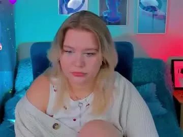 Freechat louisemous on Chaturbate