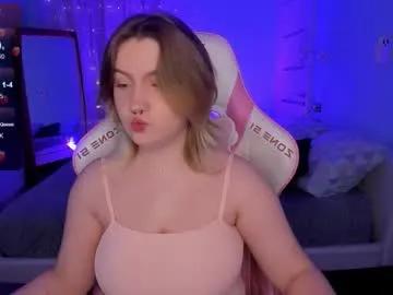 lovelyy_julia — Goal: Sexy doggy + spank botty #nonude #curvy #german #teen #shy - Next Goal: show your butt