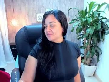 Freechat lucia_vonne on Chaturbate