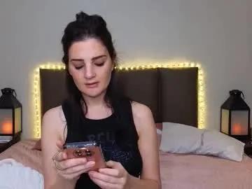 Private lucy1990xxx on Chaturbate