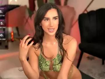 Freechat lucyxrios on Chaturbate