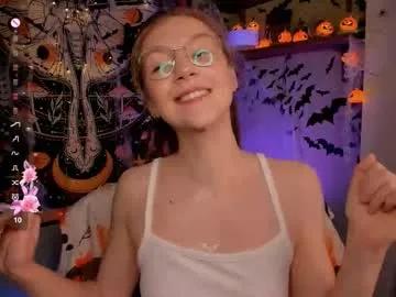 Freechat lyra_thenymph on Chaturbate