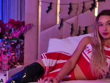 Private maevedream on Chaturbate