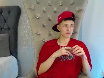 maik_carver — Twink horny here, enjoy me!!! - Multi Goal: Cum explosion  [777tk each Goal] #twink  #18 #bigcock #latino #cum