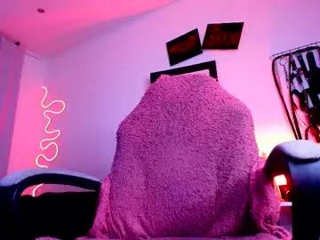 Freechat manuevans10 on Chaturbate