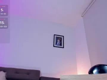 marinelaveau on Chaturbate