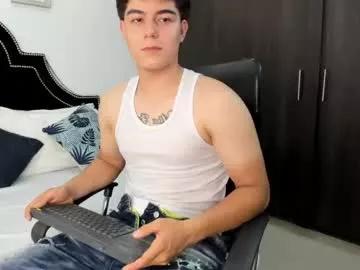 maxxicruz on Chaturbate 
