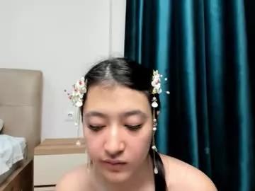Freechat mayachka10 on Chaturbate