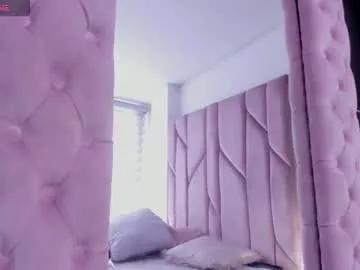 Freechat melanie_roux_ on Chaturbate