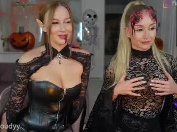 Freechat mia_cloudy on Chaturbate