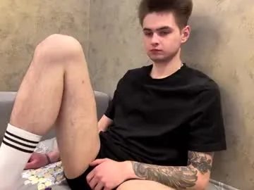 Freechat mikecalix on Chaturbate