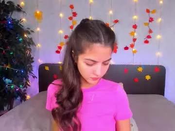Freechat milana_crystal_ on Chaturbate
