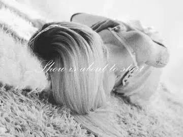 Freechat misschloe__ on Chaturbate