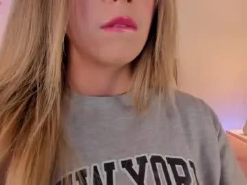 missisabella1 on Chaturbate