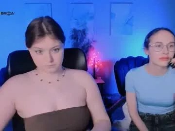 Freechat mona_cloud on Chaturbate