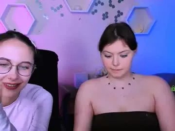 Freechat mona_cloud on Chaturbate
