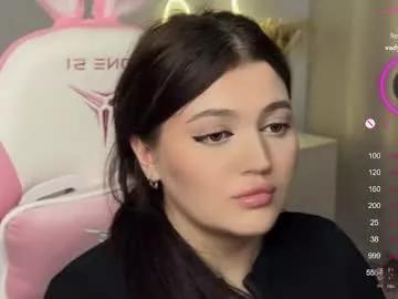 Freechat moonrenata on Chaturbate