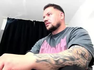 Freechat musclemonster31 on Chaturbate