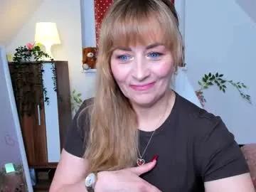 naughtymilane — Freechat on Chaturbate