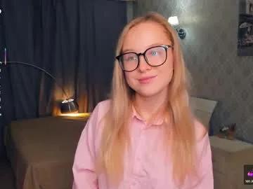 nicolavanderbie — GOAL: sexy lick my finger [29 tokens remaining] Hi hi, I am Nicoletta, Ntmu ;) #new #shy #feet #teen #skinny