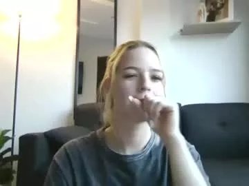 Freechat niicoleta2 on Chaturbate