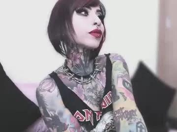 Away nikkiramone on Chaturbate