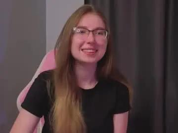 Freechat oliviavele on Chaturbate