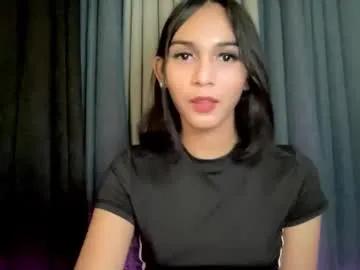 Freechat pearlmoore on Chaturbate