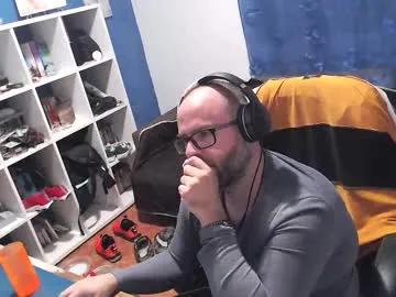 Freechat ravingr3d3 on Chaturbate