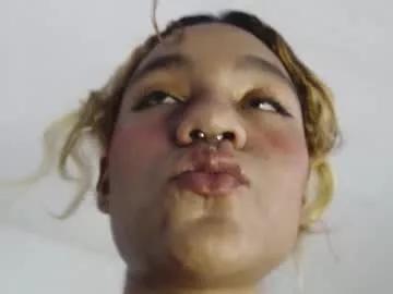 Freechat raycatt on Chaturbate