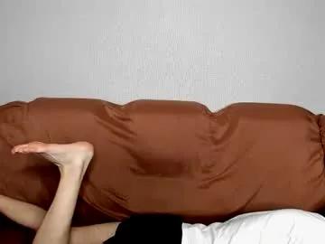 Freechat robert10211 on Chaturbate