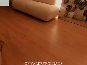 roldansvalery — Love, make me happy thursday :) #lovense #bigboobs #tease #curvy #latina Goal #1/5   59:31 Left