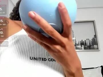sarah_ashbourne — GOAL: Remove top and play with ice in tits [13 tokens remaining] ADD ME TO YOUR FAVORITES! #skinny #petite #domi #smalltits #ebony