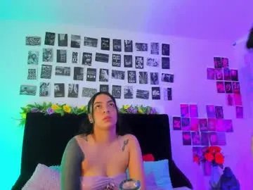 Freechat sarahandzack on Chaturbate