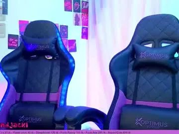 Freechat sarahandzack on Chaturbate