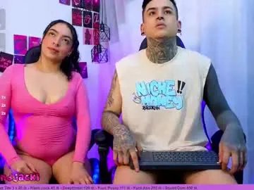 Freechat sarahandzack on Chaturbate