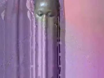 sassy_lyne on Chaturbate