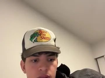 sbouchikh03 — i m your str8 good boy [1841 tokens remaining]