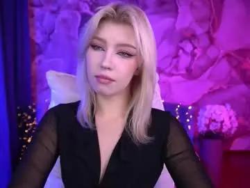 selenairis on Chaturbate 