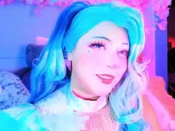 Freechat seraphine23_ on Chaturbate