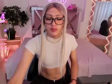Freechat shinedark_tay on Chaturbate