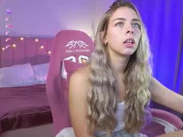 Freechat shinybarbie on Chaturbate