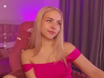 Freechat shinybarbie on Chaturbate