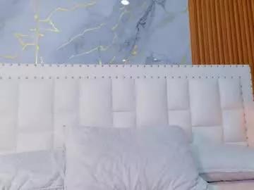 Private slutlittlecamila on Chaturbate