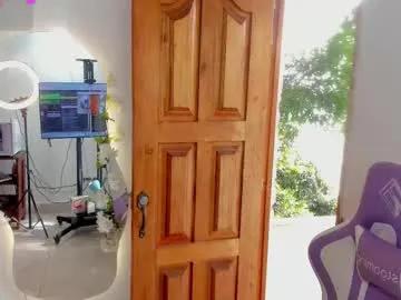 Freechat sofia_gold_ on Chaturbate