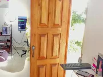 Freechat sofia_gold_ on Chaturbate