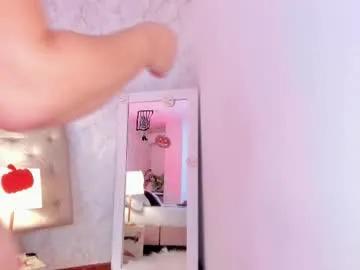 sofiareyees on Chaturbate