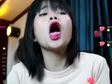 Freechat sophialaxx on Chaturbate