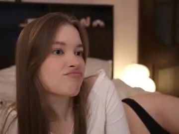 Group sophiephoria on Chaturbate