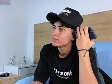 Freechat stivenbenet1 on Chaturbate